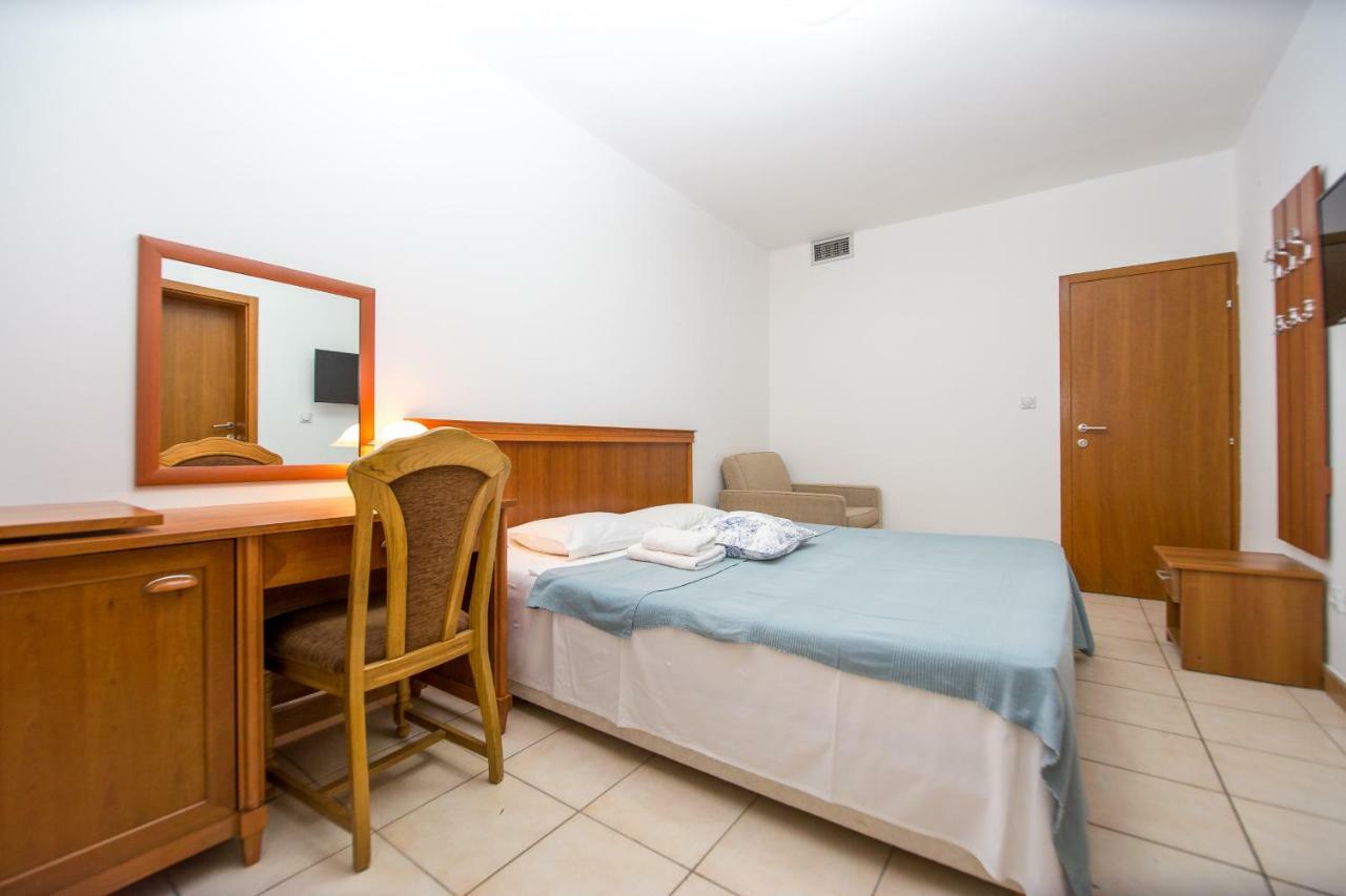Apartments & Rooms Nikolic Budva Exterior foto